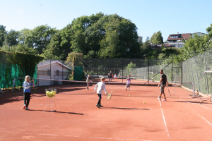 2014 - Tenniskurs på begge baner med Per og Jarle