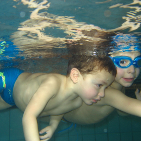 6 Benefits of Starting Swim Lessons Early