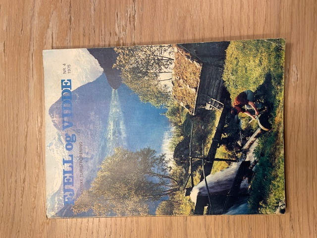 Den Norske Turistforeningen (DNT). Årbok 1975 Nr4. (77).