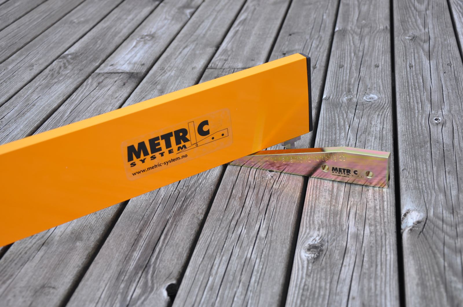Metric sett med rettholt og målekile