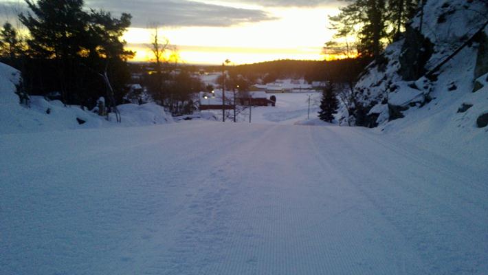 Stille før stormen, 07.30 søndag morgen