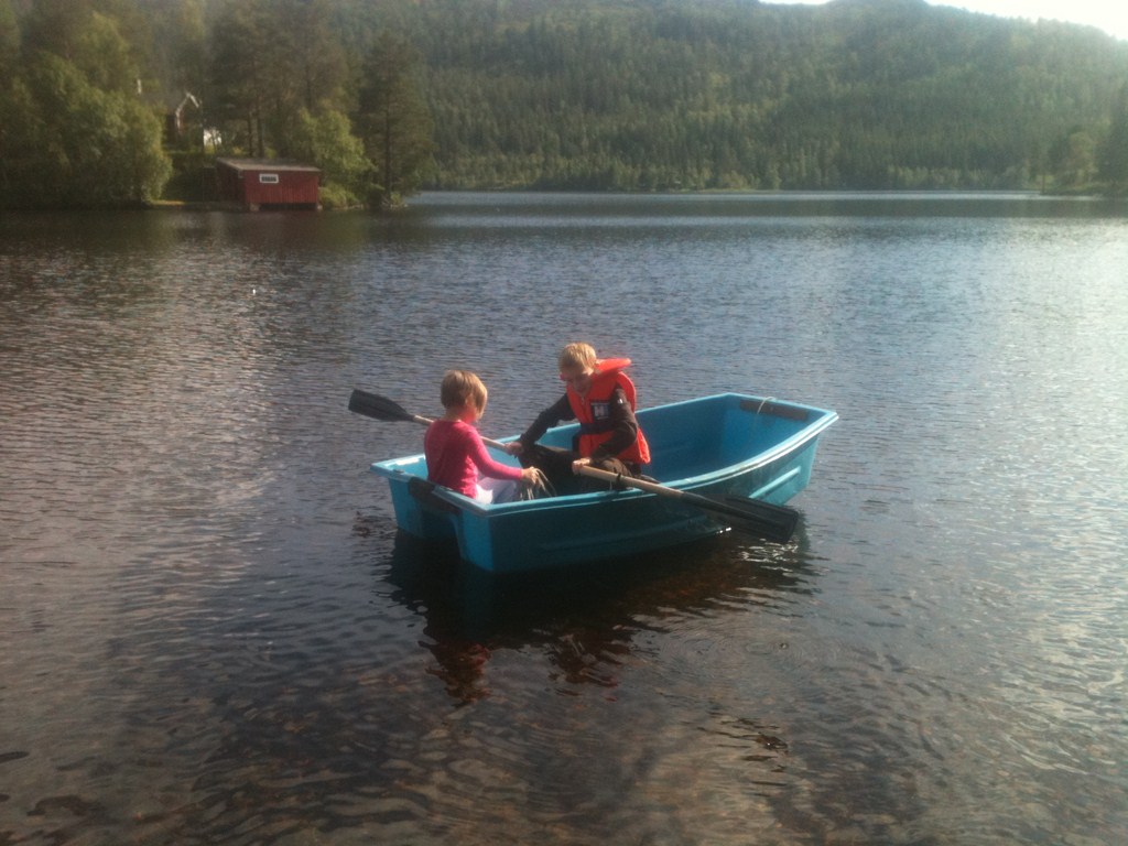 Roing på Frilsjøen i robåt