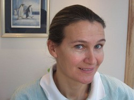 Tannlege Inghild Røynstrand, spesialist i periodonti