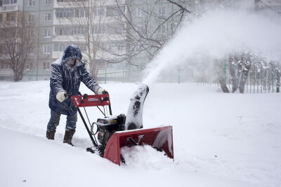 Snømåking og strøing om vinteren