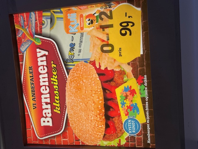 Barnemeny Klassiker – hamburger med pom.frites og juice drikke, for barn 0–12 år