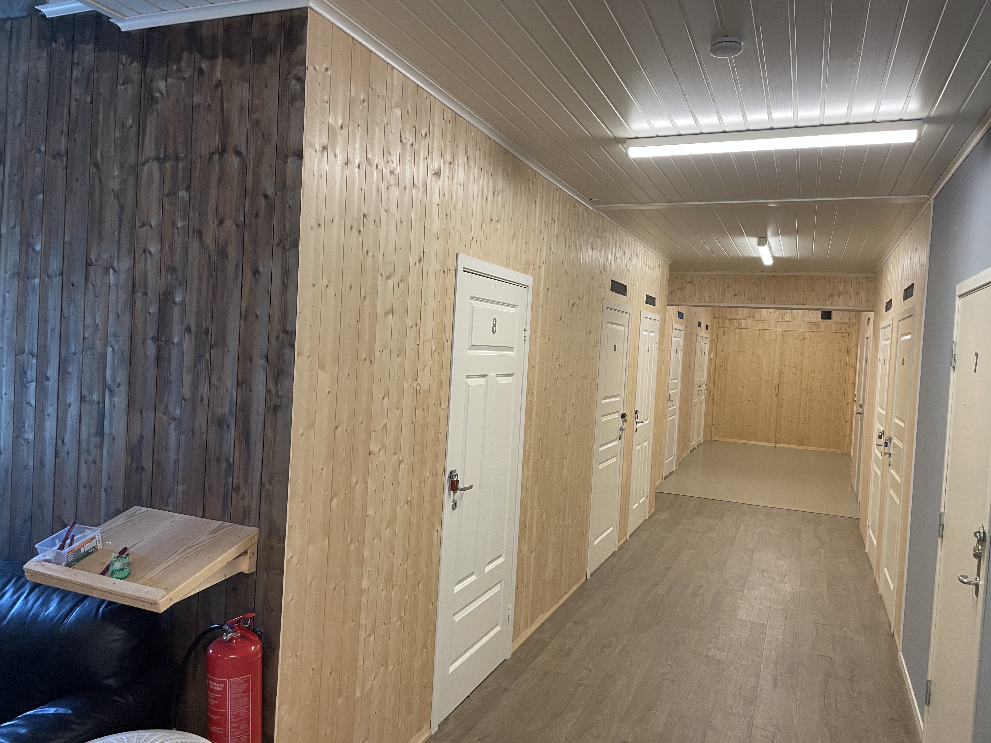 Lagerbod med låsbar dør – ESP Lager