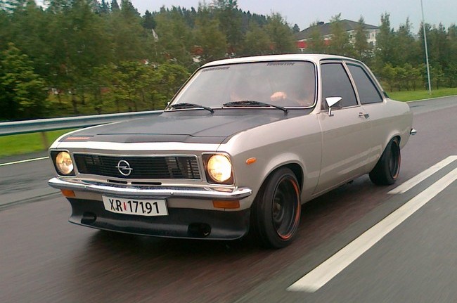 Bilarbeidseksempel – karosseri