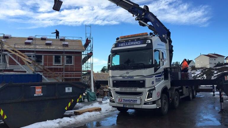 Kranbiltransport – Hellerød Transport AS