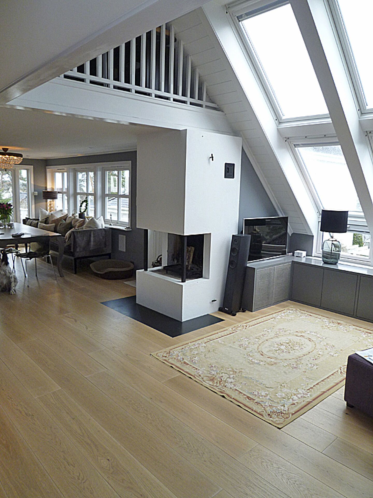 Håndverksarbeid med peisbygging