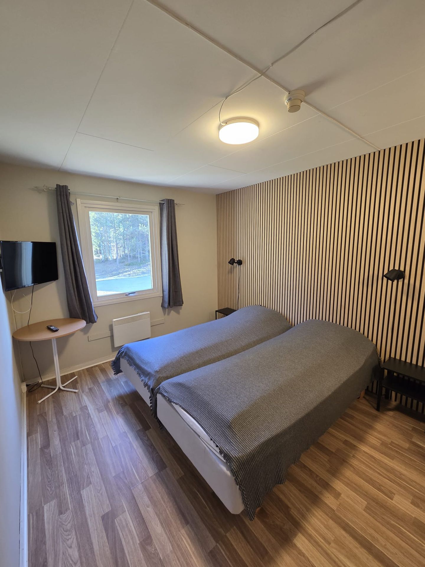 Hotellrom på Badeland Gjestegård