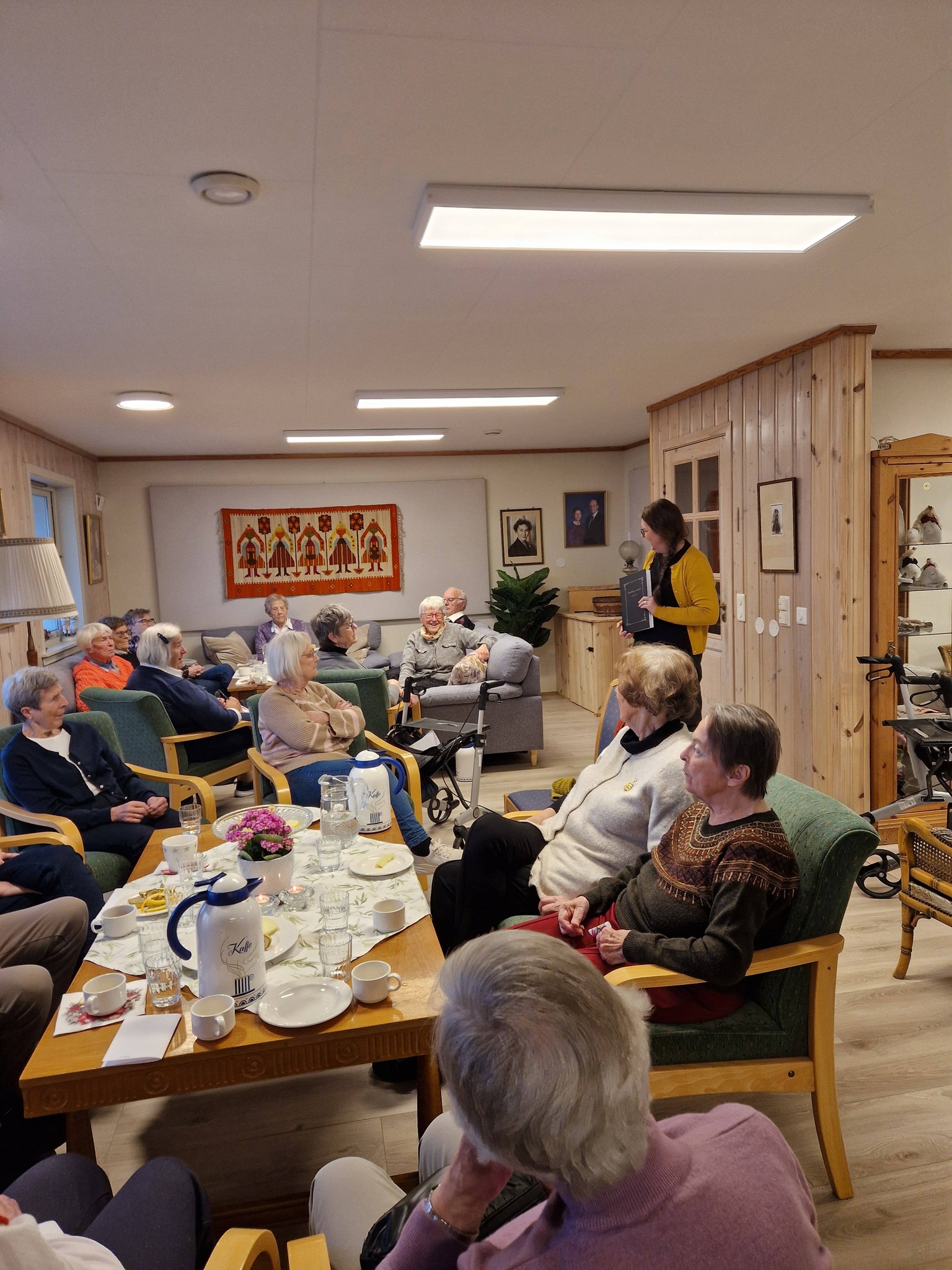 Seniorer på treff hos Senior Aktiv