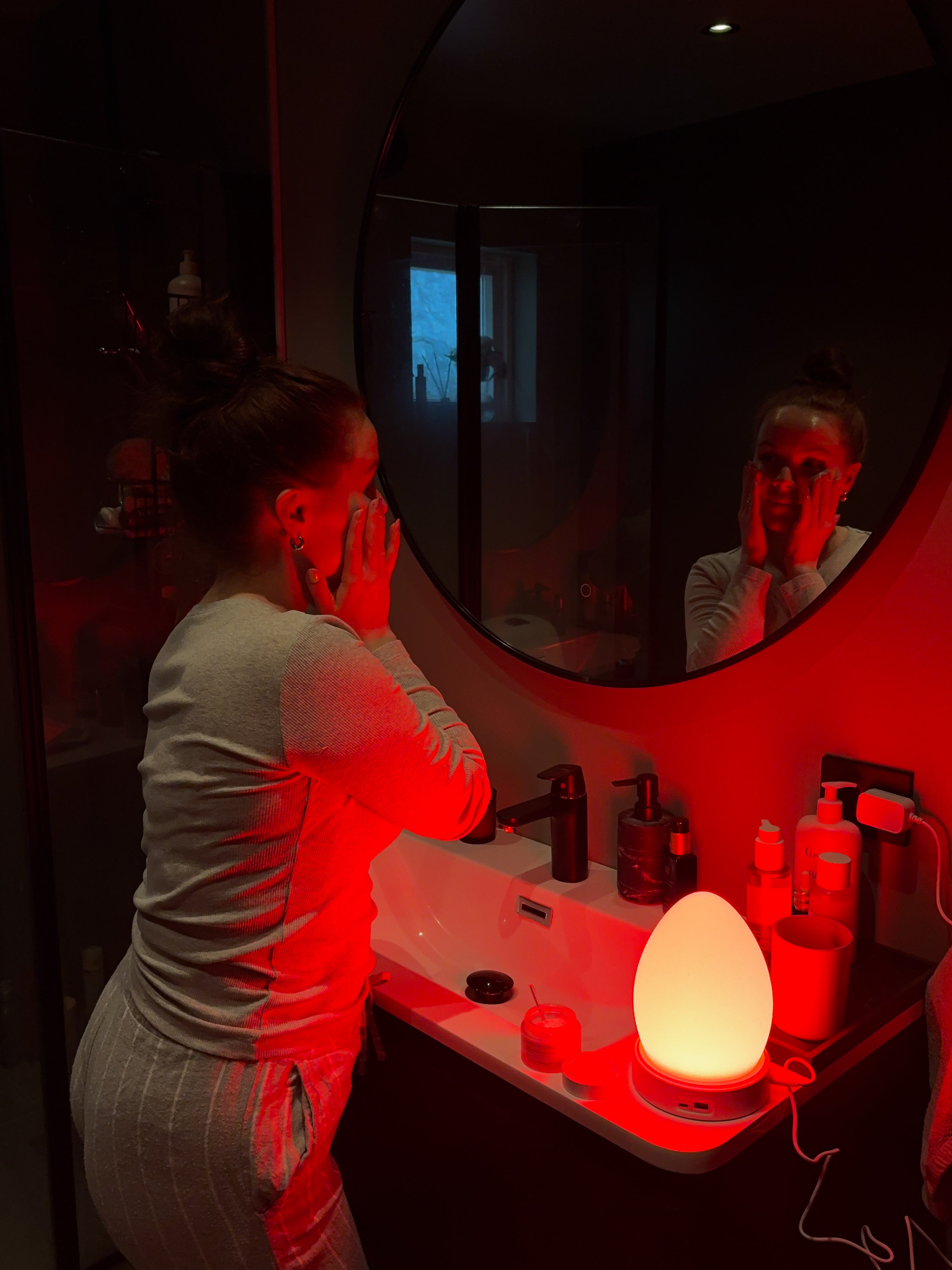 Redly Care Lampen i bruk hjemme