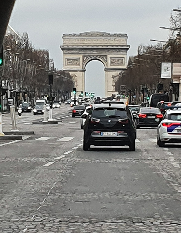 Reisebrev fra Paris