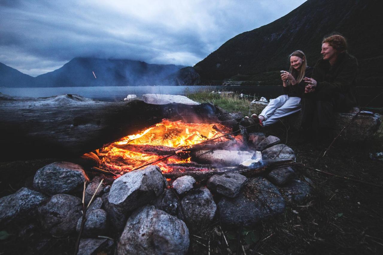 Sunndalsfjord hytter, rom og camping Fredsvik