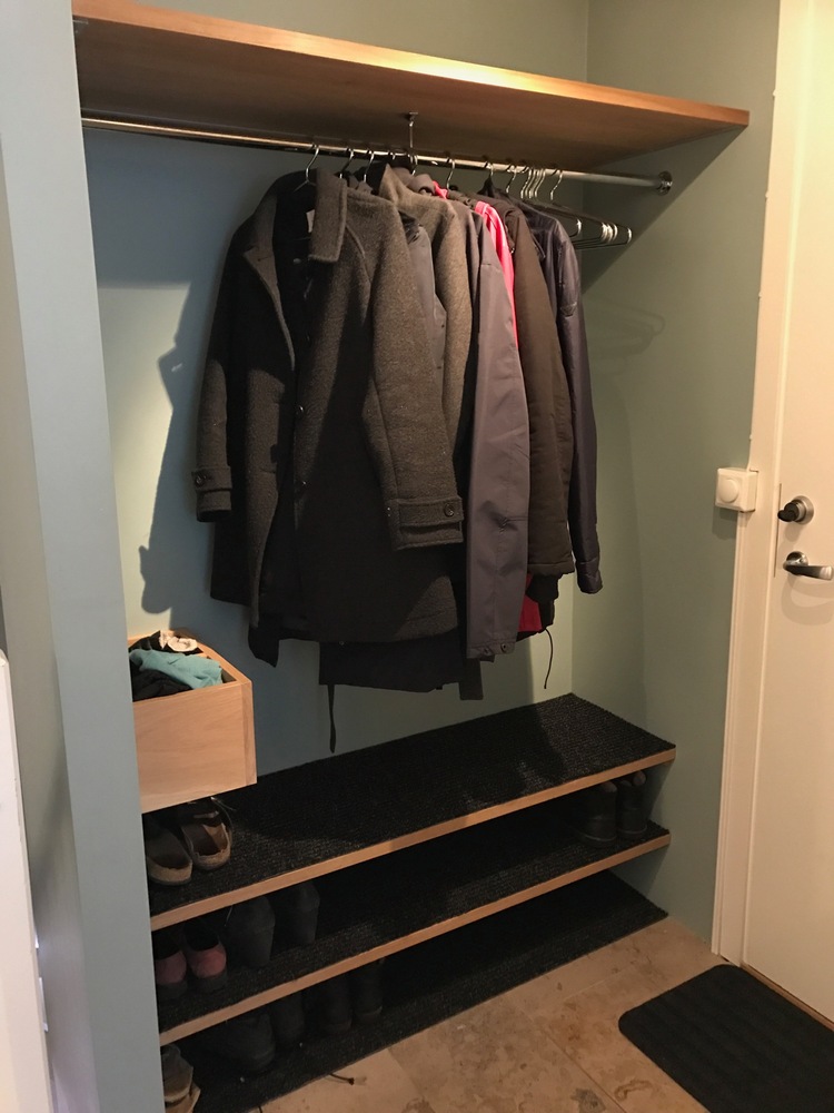 Barneseng, garderobe, vottekasser 212575