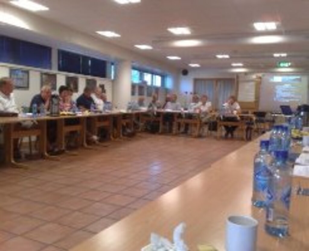 Møte mellom klubbene og politikerne i Larvik