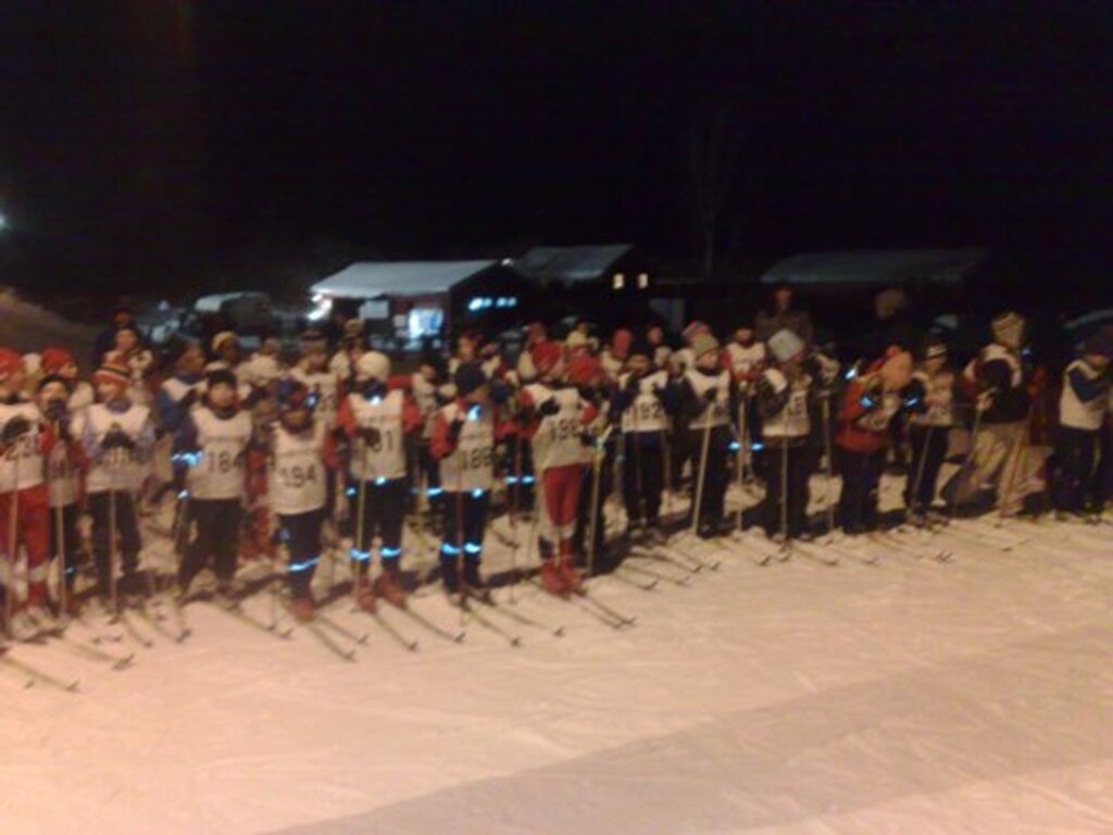 200 barn p&aring; karusell!!