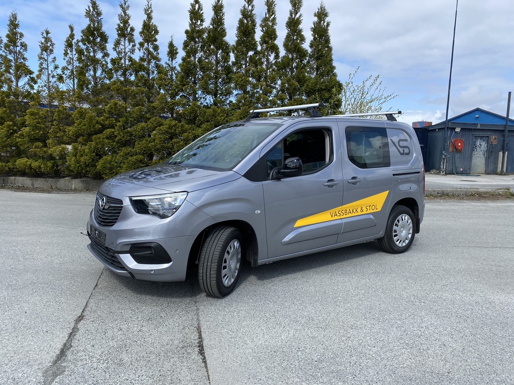 Vassbakk & Stol // x10 Opel Combo 05.23