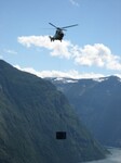 Prosjekt Åkneset, Sommer/Høst 2006: Alt av utstyr ble fløyet inn med helikoper