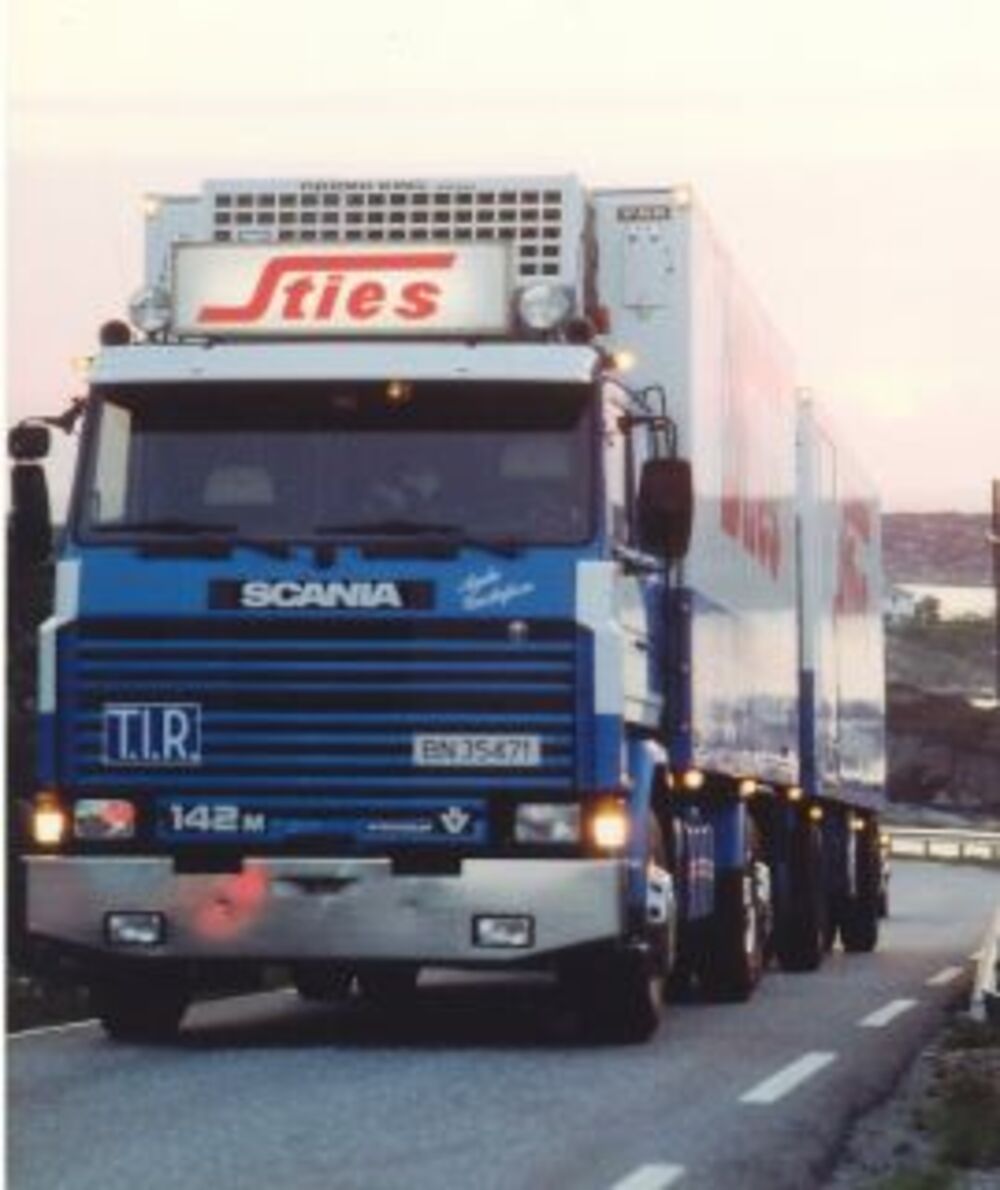 Scania 142/143 85404