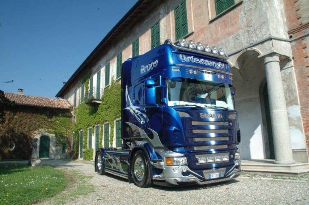 scania R 85632