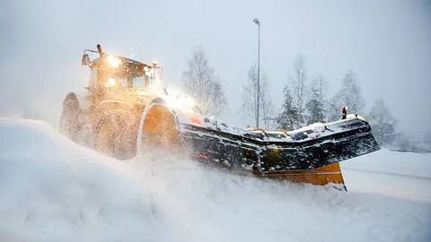 Snømåking og strøing