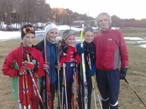 Familien Fremstad tester skiene!