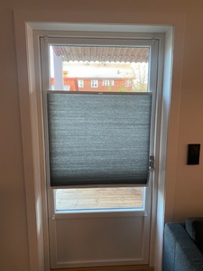 Plissé gardin i leilighet, Ottestad