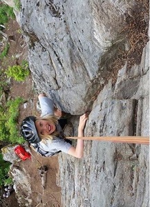 Klatreskolen på Holmen Klatresenter – barn klatrer