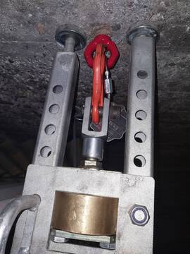 Strekktest-jigg for testing av bolt