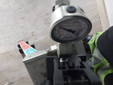 Manometer under trykktesting