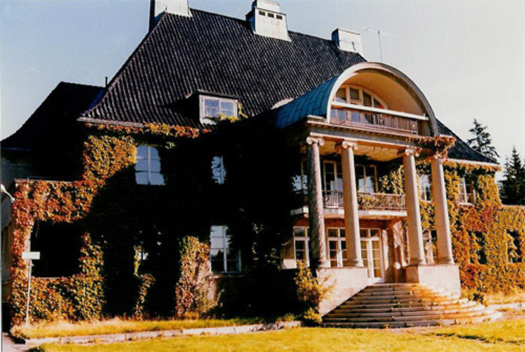 Norsk Båtimport hovedkontor