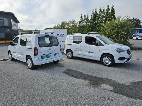 Aibel // x2 Opel Combo + Henger 8.24