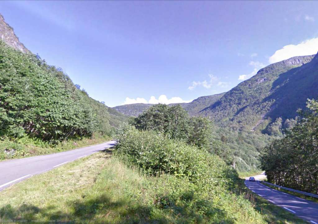Vidare oppover Bergsdalen