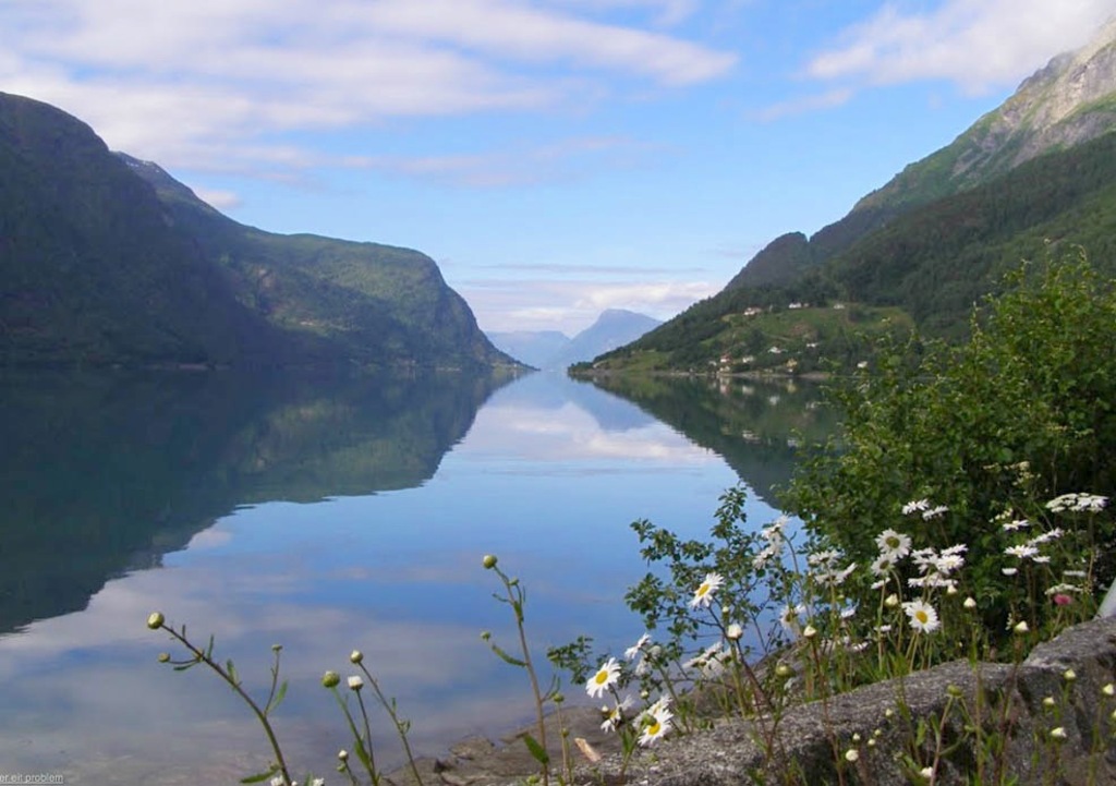 Utsikt frå Skjolden mot vest