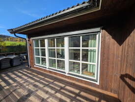 Zipscreen NS 100, DB 703 profiler
Hus Biristrand