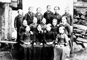 REF-0076 Skole Aune skule. Skuleklasse 1888-89
