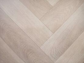 27. Texstyle Ancares Herringbone Limed 4 m.
