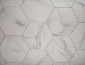 42. Marble Bianco Hex, grey 2 m.