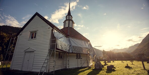 Istandsettelse av Rosekyrkja, Stordal, Møre og Romsdal.
