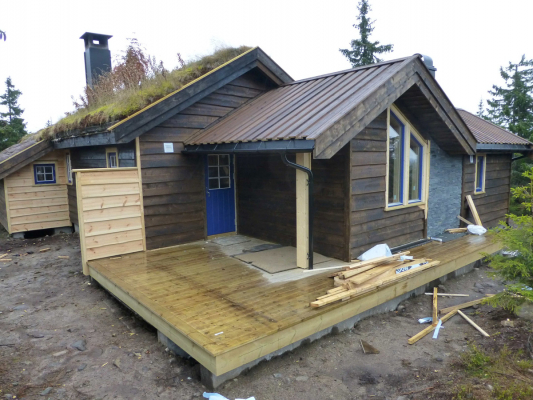 Tilbygg og rehabilitering av hytte på Bjørnåsen.