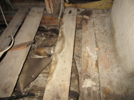 2015: Loftet - gulvet rundt pipa