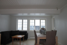 Leilighet Skei Fjellandsby: Innvendig maling av tak, vegger, vinduer, listverk, samt sliping og lakk av gulv