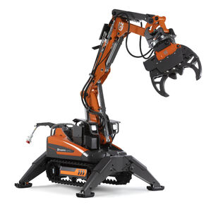 DXR 140/145
Strømbehov 32A/400 Volt (eller QVA 40 aggregat)
Utstyr: Skuffe, Hammer og betong saks /» chrusher» med stålklipp 