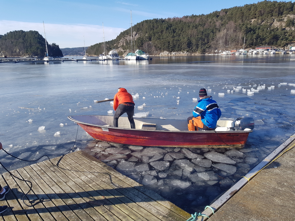 knusing av is i April  214184