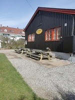 Terrenget satt tilbake, og heller lagt over fiberduk. 