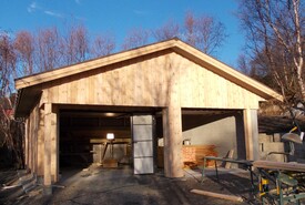 Garasje på Inndyr i Gildeskål 2014