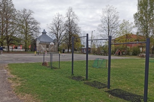 Lekeplass, skøytebane, uteområder