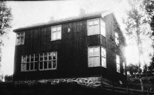 REF-0204   Nerskogen
Fjellheim forsamlingshus bygd i 1939.