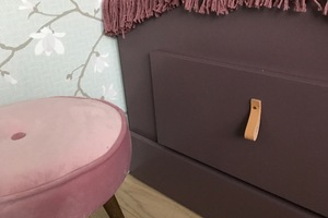 Barneseng, garderobe, vottekasser